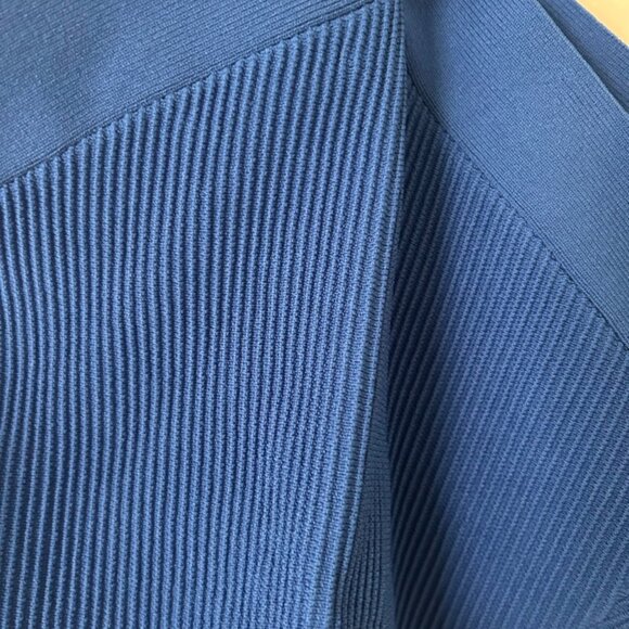 Aritzia Sculpt Knit Criss Cross Tank - Picture 2 of 3